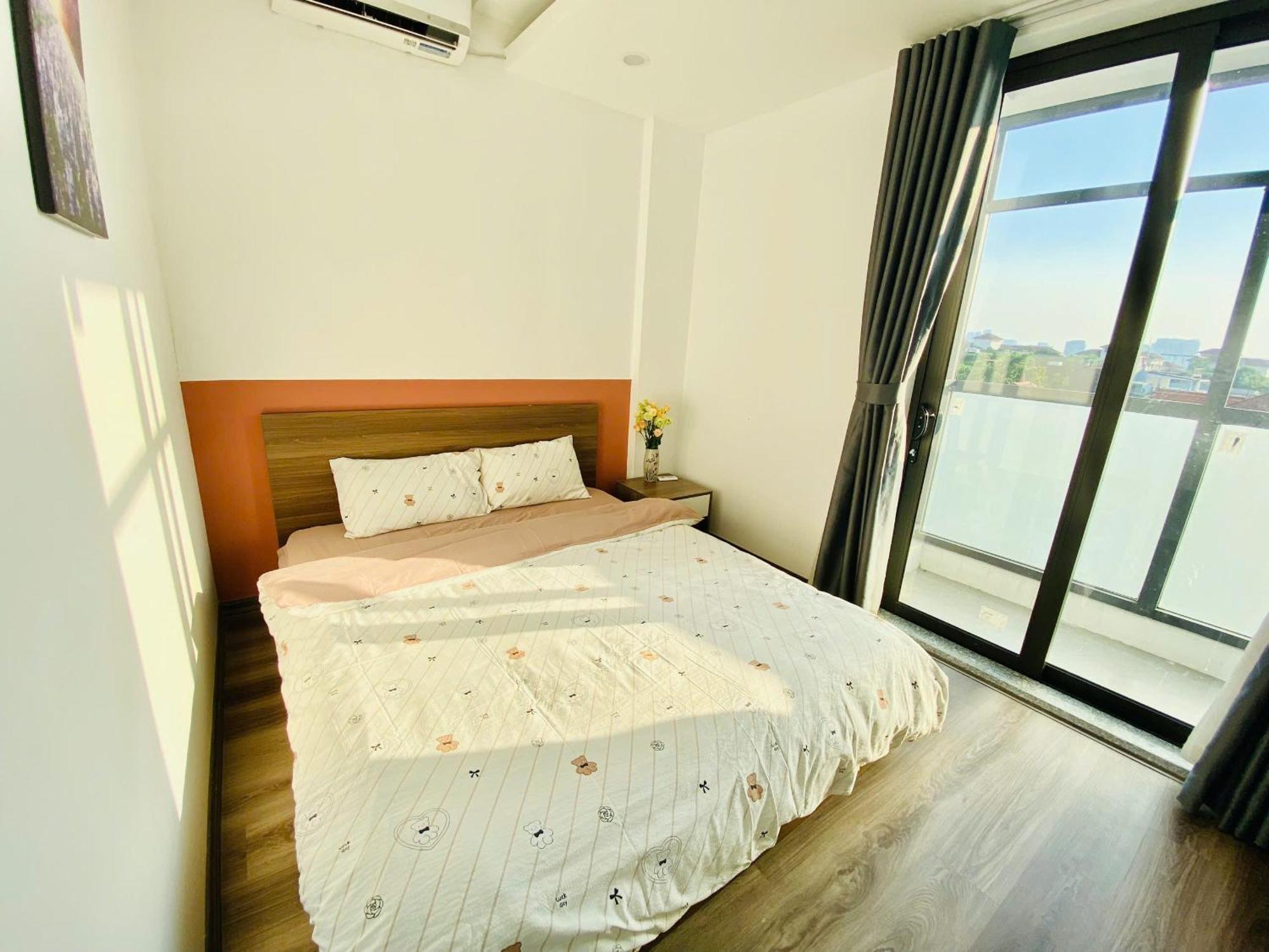 Luxe Paradise Residence 76 To Ngoc Van Hanoi Exterior photo